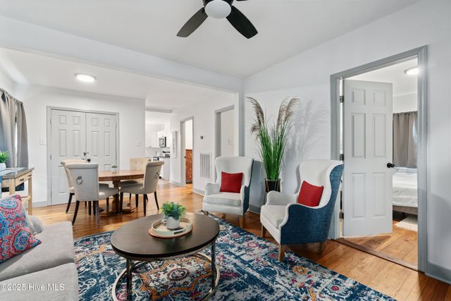 917 Wooster Street, Wilmington, NC 28401