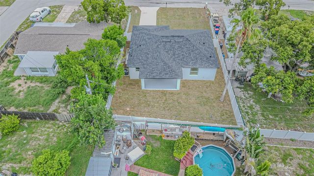 4250 OAK BLUFF AVENUE, Holiday, FL 34691