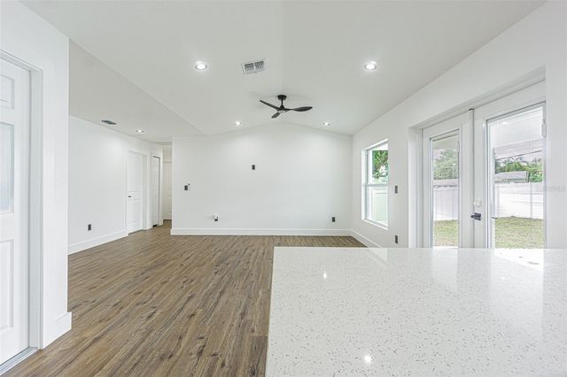 4250 OAK BLUFF AVENUE, Holiday, FL 34691