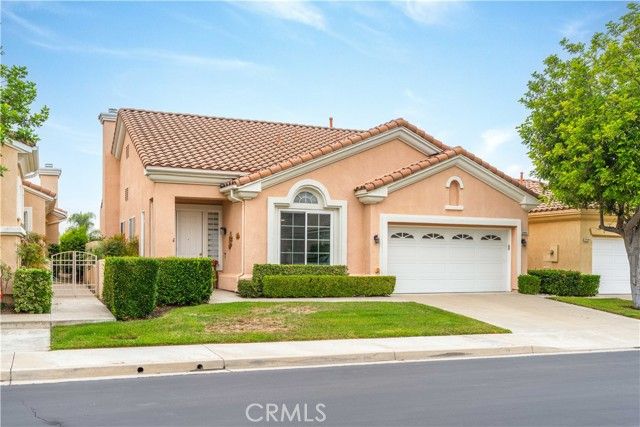 21511 Canaria, Mission Viejo, CA 92692