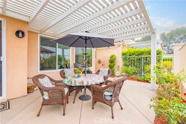 21511 Canaria, Mission Viejo, CA 92692