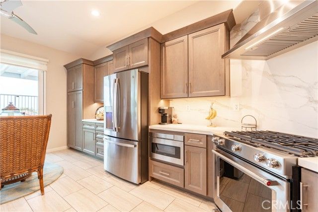 21511 Canaria, Mission Viejo, CA 92692