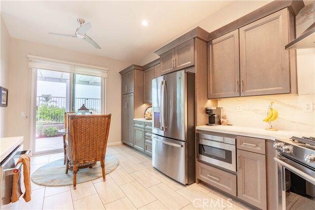 21511 Canaria, Mission Viejo, CA 92692