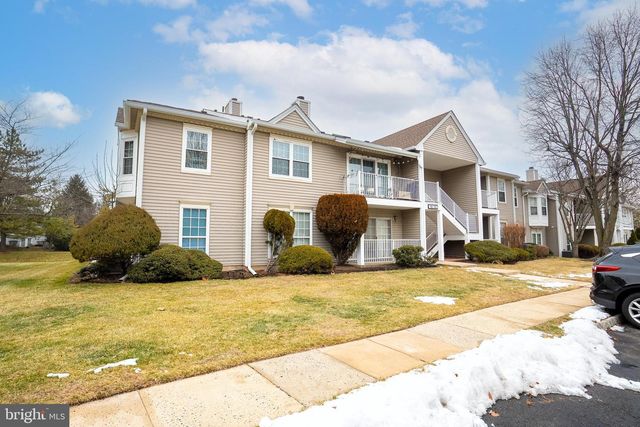 22 AMBERLY CT, Franklin Park, NJ 08823