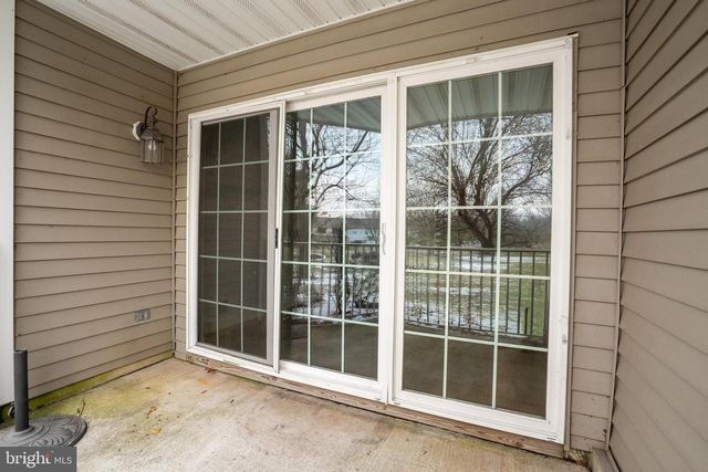 22 AMBERLY CT, Franklin Park, NJ 08823