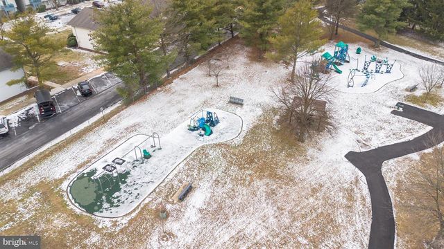 22 AMBERLY CT, Franklin Park, NJ 08823