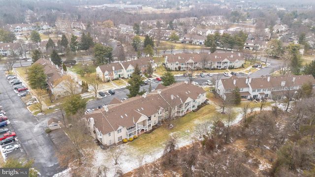 22 AMBERLY CT, Franklin Park, NJ 08823