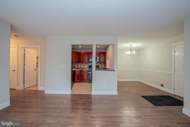 22 AMBERLY CT, Franklin Park, NJ 08823