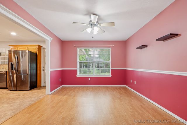 617 Ridgewood Drive, Pryor, OK 74361