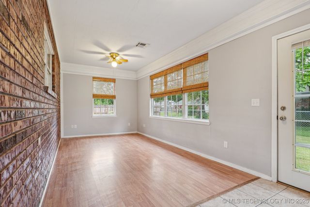 617 Ridgewood Drive, Pryor, OK 74361