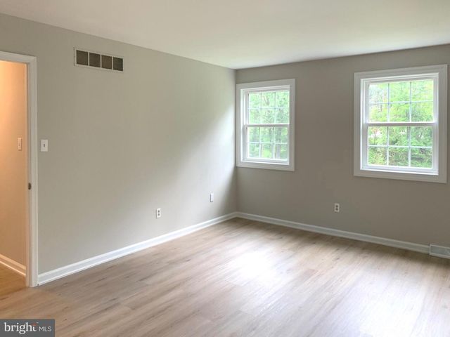 117 MIDWAY RD, Phoenixville, PA 19460
