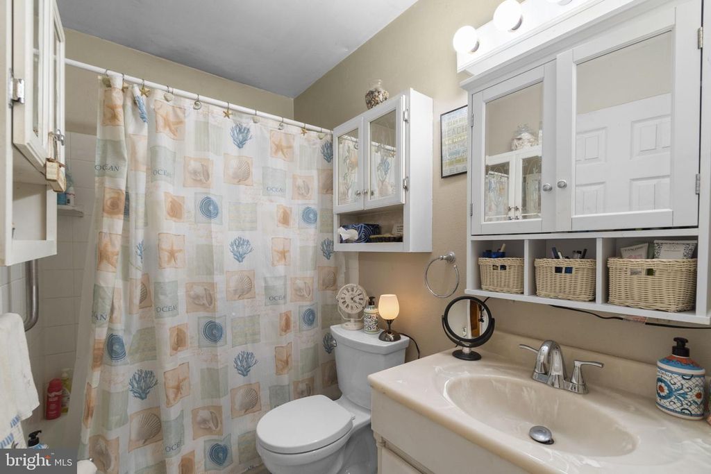 Image 16 of property listing at 3701 CLYDESDALE ROAD WAY, Reisterstown, MD 21136