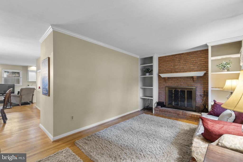 Image 3 of property listing at 3701 CLYDESDALE ROAD WAY, Reisterstown, MD 21136