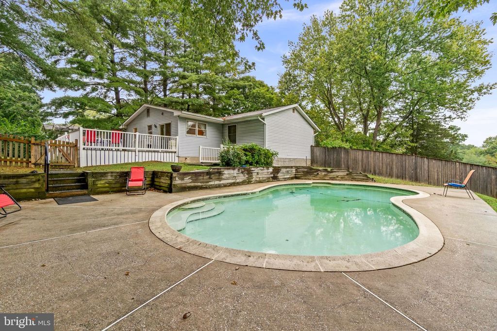 Image 25 of property listing at 3701 CLYDESDALE ROAD WAY, Reisterstown, MD 21136