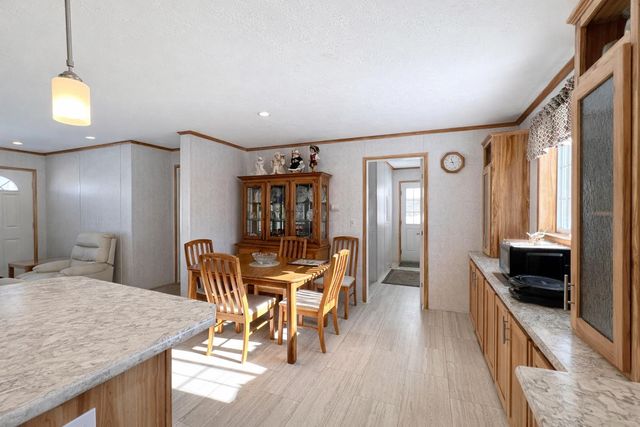 43 Crystal Lane, Lyndon, VT 05851