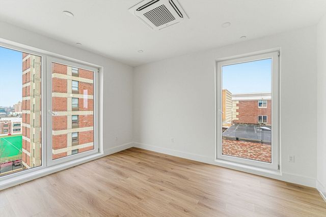1035 Commonwealth Ave 610, Boston, MA 02215