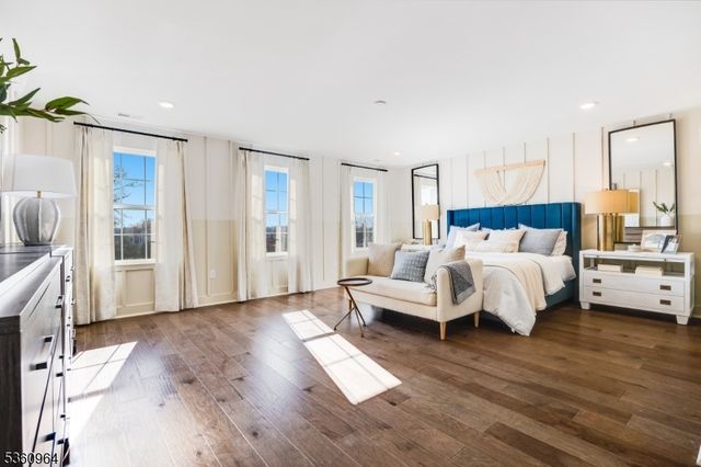 68 Eastwood Ter, East Hanover Twp., NJ 07936