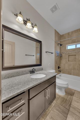 7812 ENCHANTED VIEW Drive, El Paso, TX 79911