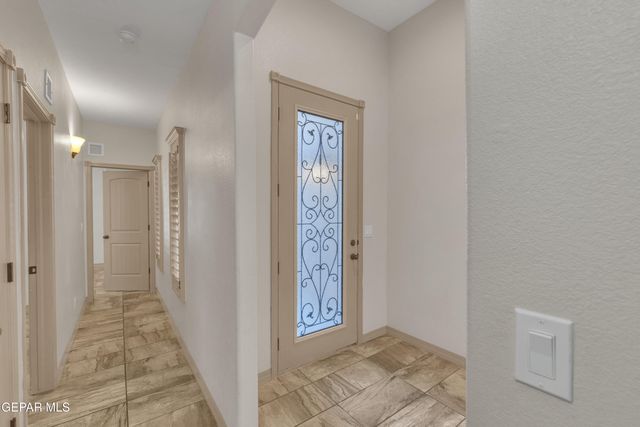 7812 ENCHANTED VIEW Drive, El Paso, TX 79911