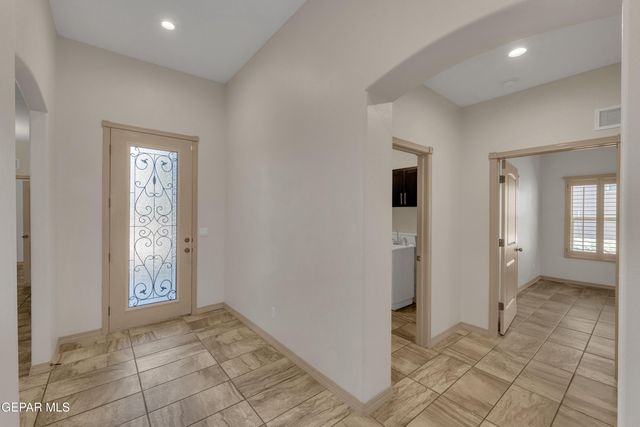 7812 ENCHANTED VIEW Drive, El Paso, TX 79911