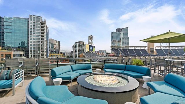 325 7Th Ave 215, San Diego, CA 92101