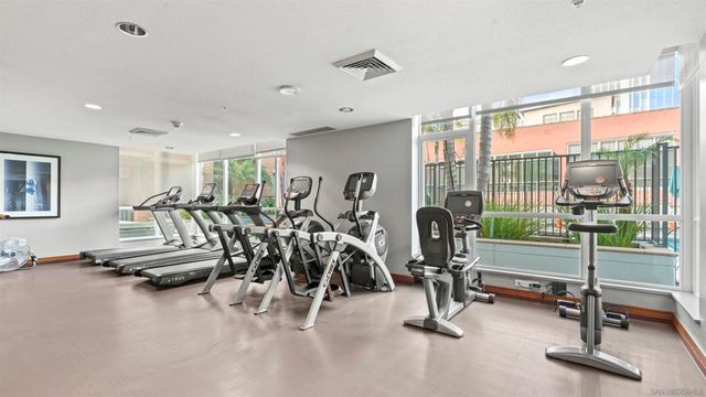 325 7Th Ave 215, San Diego, CA 92101