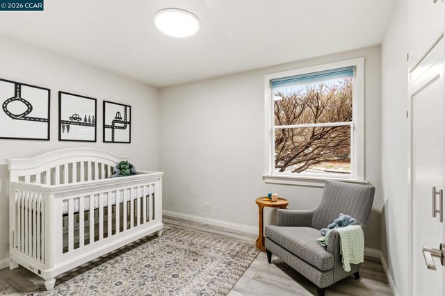 1172 Peralta Rd, Pacifica, CA 94044