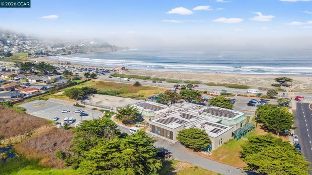 1172 Peralta Rd, Pacifica, CA 94044