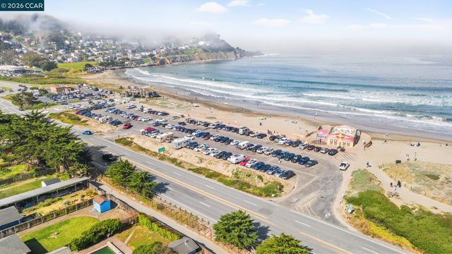 1172 Peralta Rd, Pacifica, CA 94044