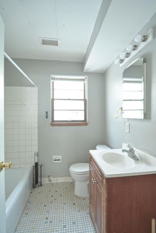 4110 Lake Breeze Avenue, Brooklyn Center, MN 55429