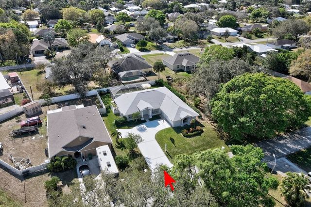 738 Benedictine Terrace, Sebastian, FL 32958