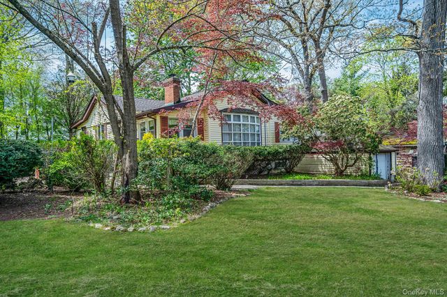 18 Houghton Boulevard, Stony Brook, NY 11790