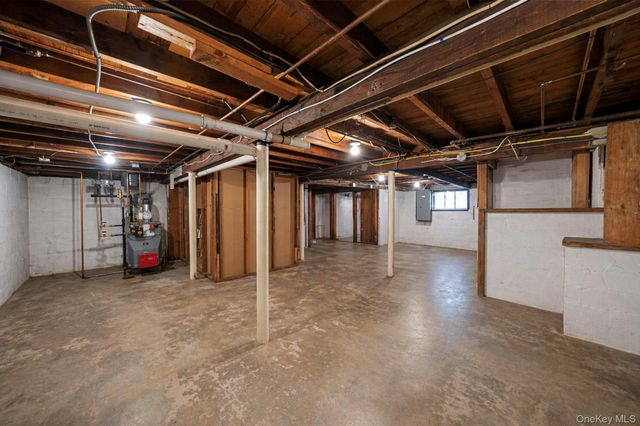 18 Houghton Boulevard, Stony Brook, NY 11790