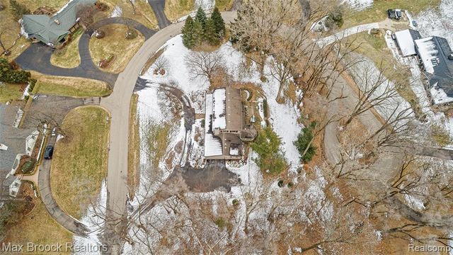 25933 Hersheyvale Drive, Franklin, MI 48025