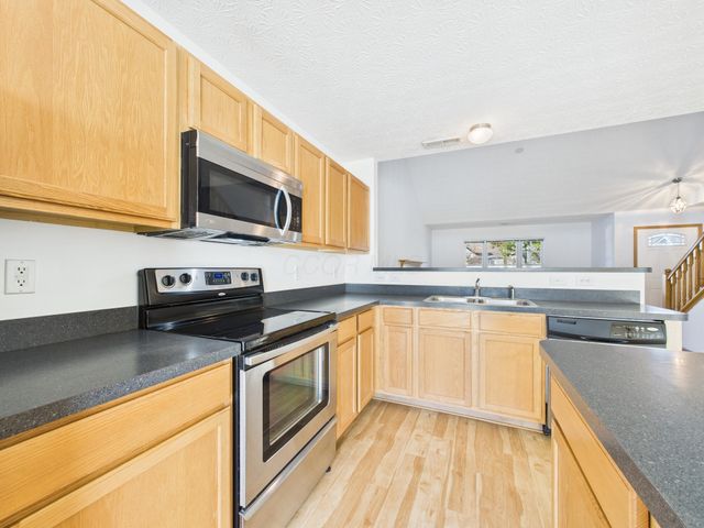 5566 Spring River Avenue, Dublin, OH 43016