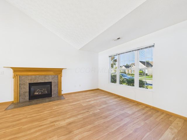 5566 Spring River Avenue, Dublin, OH 43016