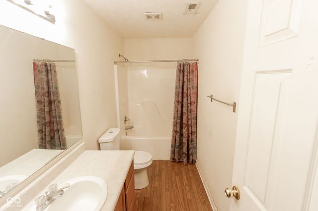 11614 Brook Bay Lane, Indianapolis, IN 46229