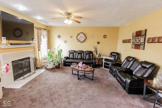 11614 Brook Bay Lane, Indianapolis, IN 46229