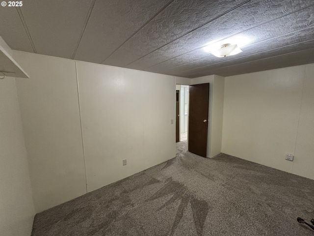 5336 BUCKSKIN BOB, Florence, OR 97439