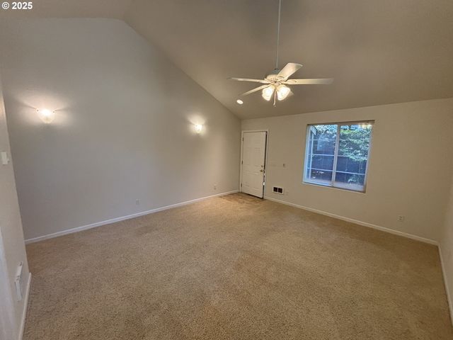 5336 BUCKSKIN BOB, Florence, OR 97439