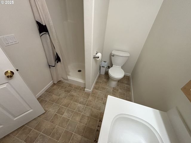 5336 BUCKSKIN BOB, Florence, OR 97439