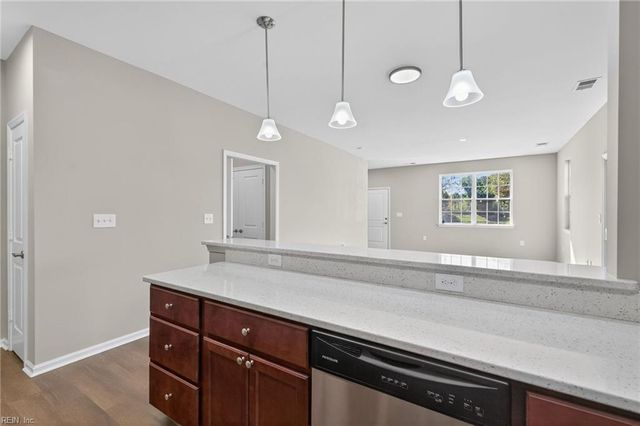 2024 Finchley DR # 385, Chesapeake, VA 23321