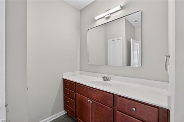 2024 Finchley DR # 385, Chesapeake, VA 23321