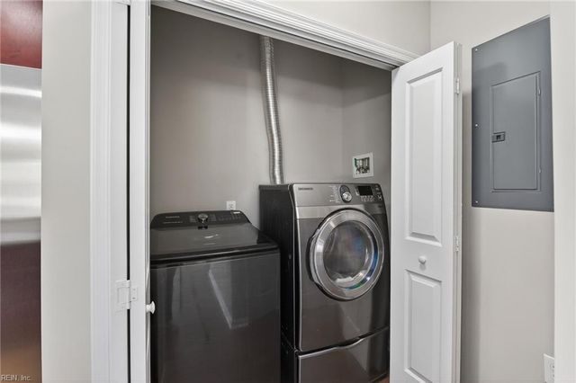 2024 Finchley DR # 385, Chesapeake, VA 23321