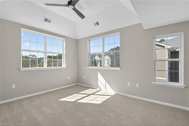 2024 Finchley DR # 385, Chesapeake, VA 23321