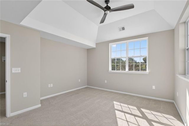 2024 Finchley DR # 385, Chesapeake, VA 23321