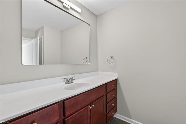 2024 Finchley DR # 385, Chesapeake, VA 23321