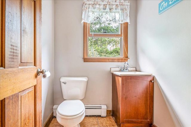 20 Brady Road, Sagamore Beach, MA 02562