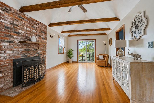 20 Brady Road, Sagamore Beach, MA 02562