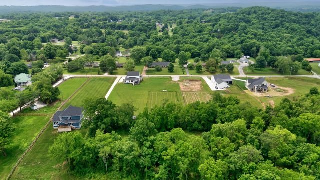 1514 Frye Rd, Columbia, TN 38401